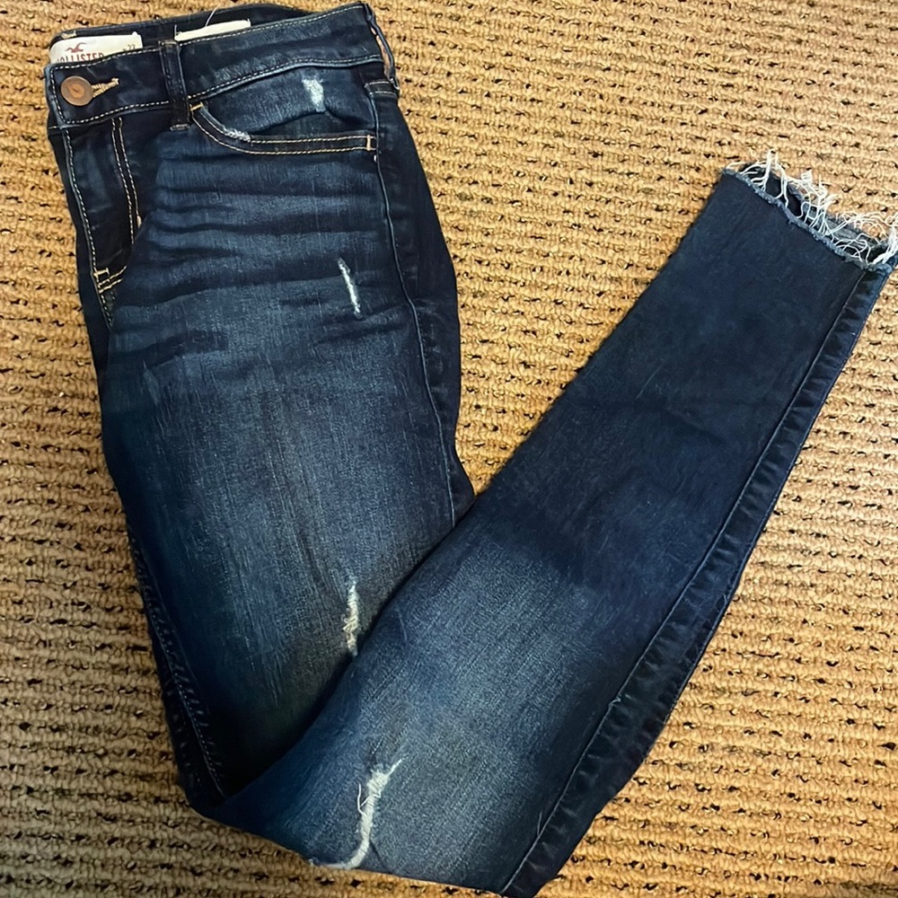 low rise super skinny dark wash jeans, size 5, hollister